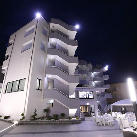 Hotel Melissa Торре-Мелісса Екстер'єр фото