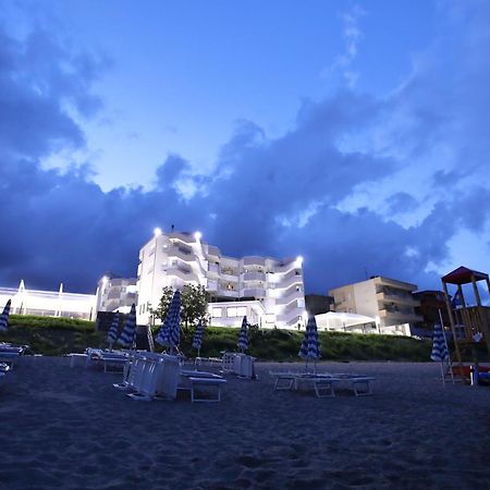 Hotel Melissa Торре-Мелісса Екстер'єр фото