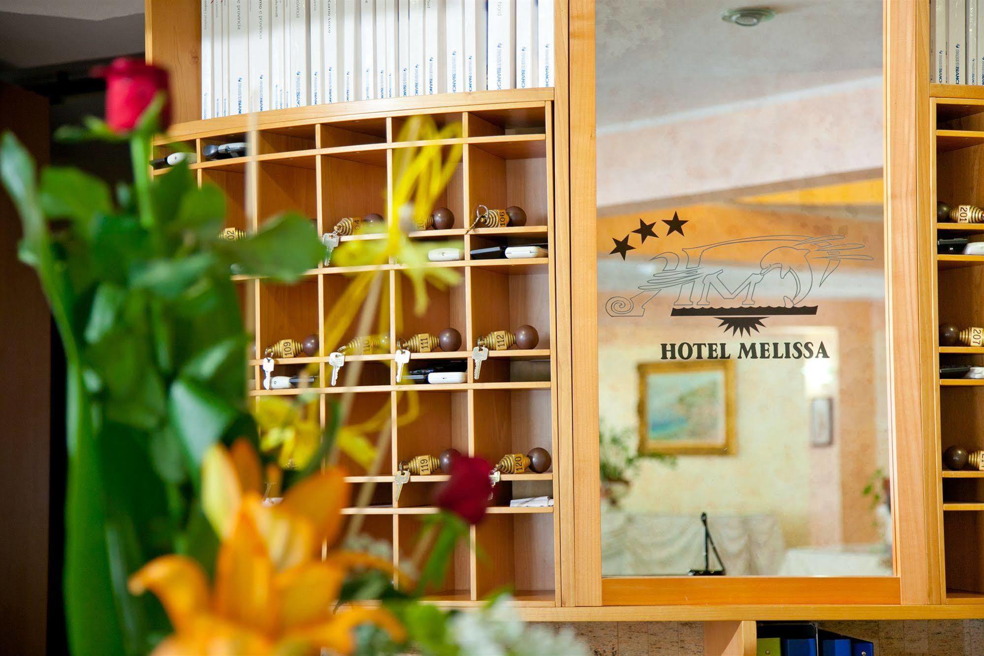 Hotel Melissa Торре-Мелісса Екстер'єр фото